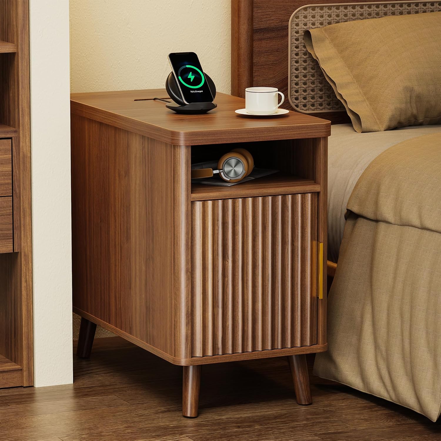 Huuger narrow fluted nightstand